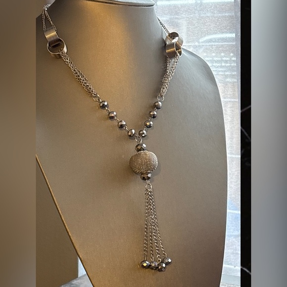 unbranded Jewelry - Art Deco inspired Silver Necklace with Tassel